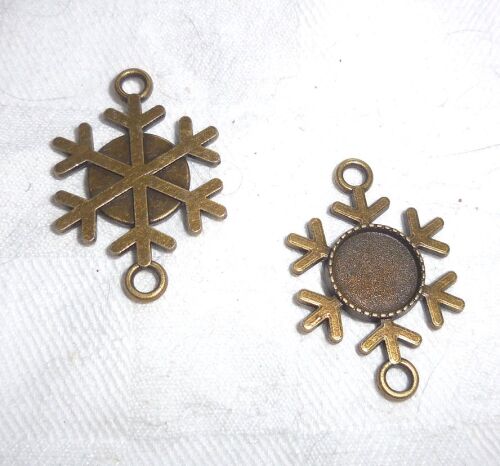 SRH Charm - Bronze Medallion Snowflake/Schneeflocke 35x23 mm