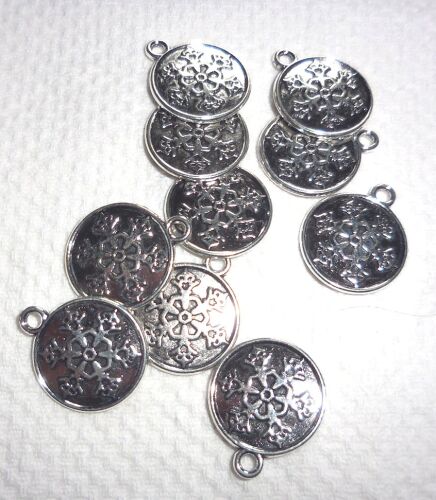 SRH Charm 5 Stück - Silver Snowflake/Schneeflocke Medallion 24x20 mm