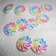 SRH Embellishments - Buttons/Knöpfe Rainbow/Regenbogen Swirl